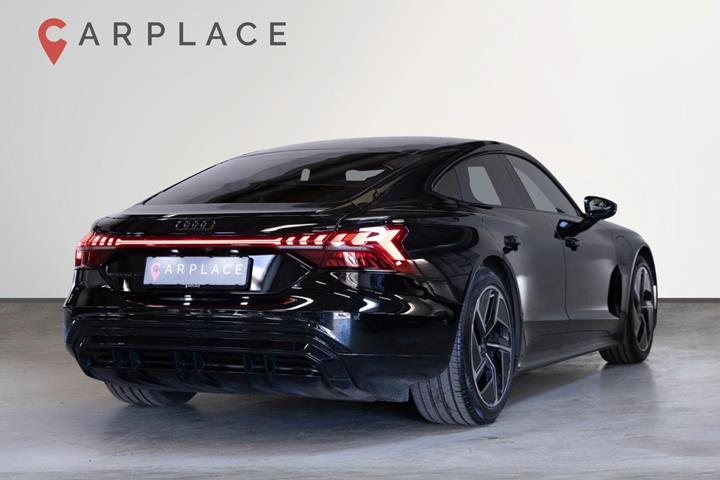 Sort Audi e-tron GT fra 2023