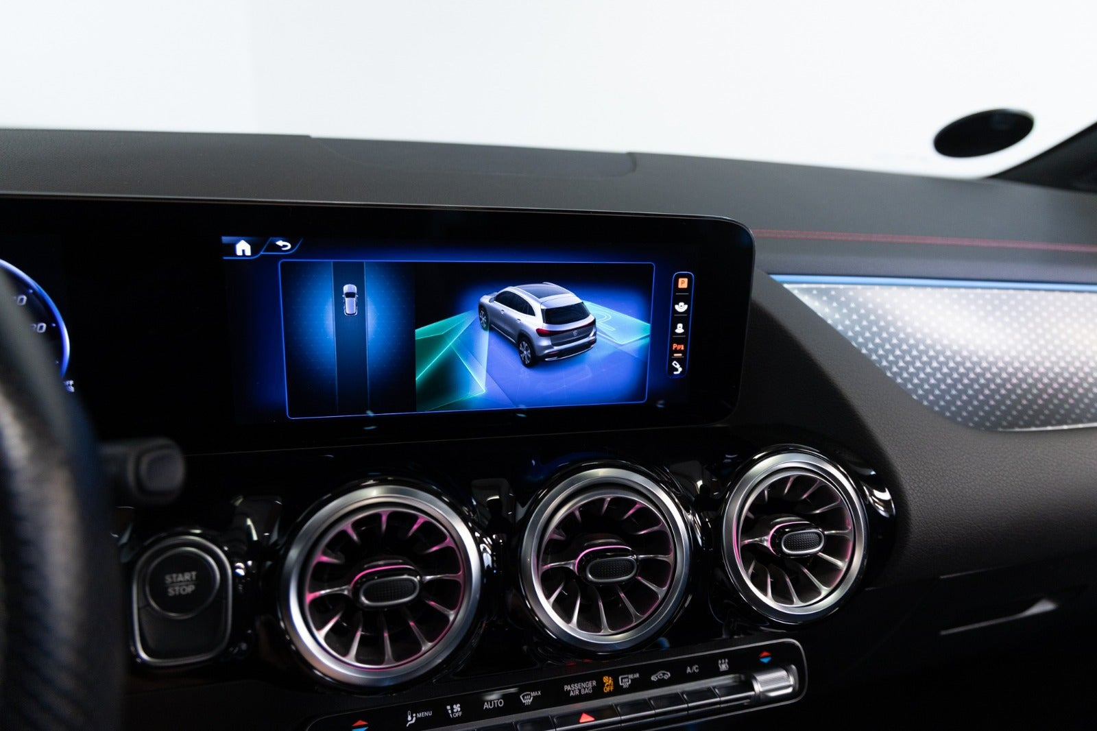 Sort Mercedes EQA250+ fra 2024