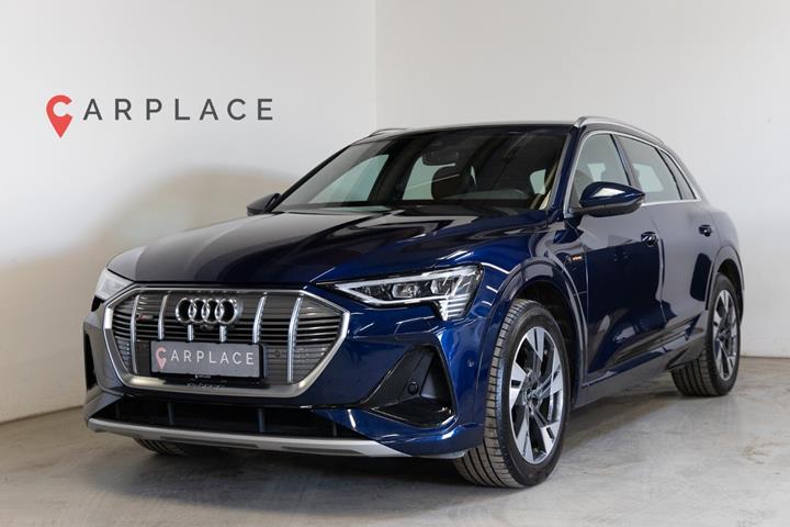 Blå Audi e-tron fra 2023