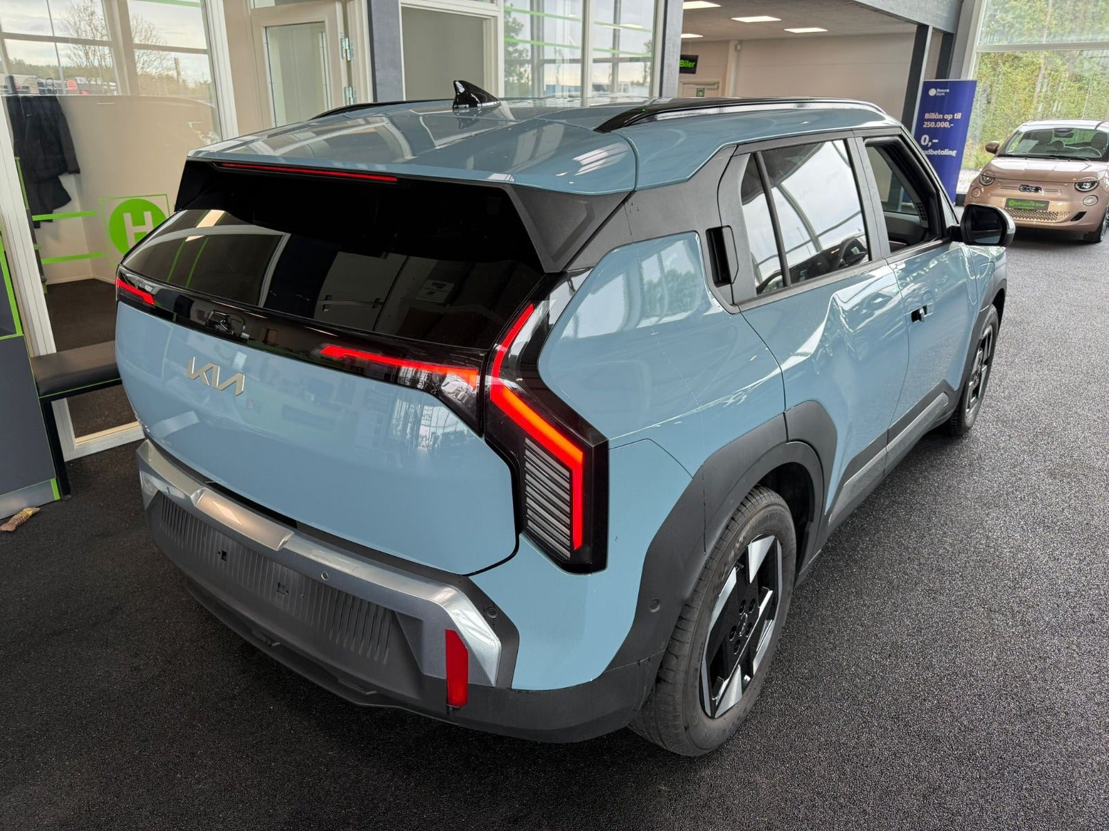 Blå Kia EV3 fra 2025