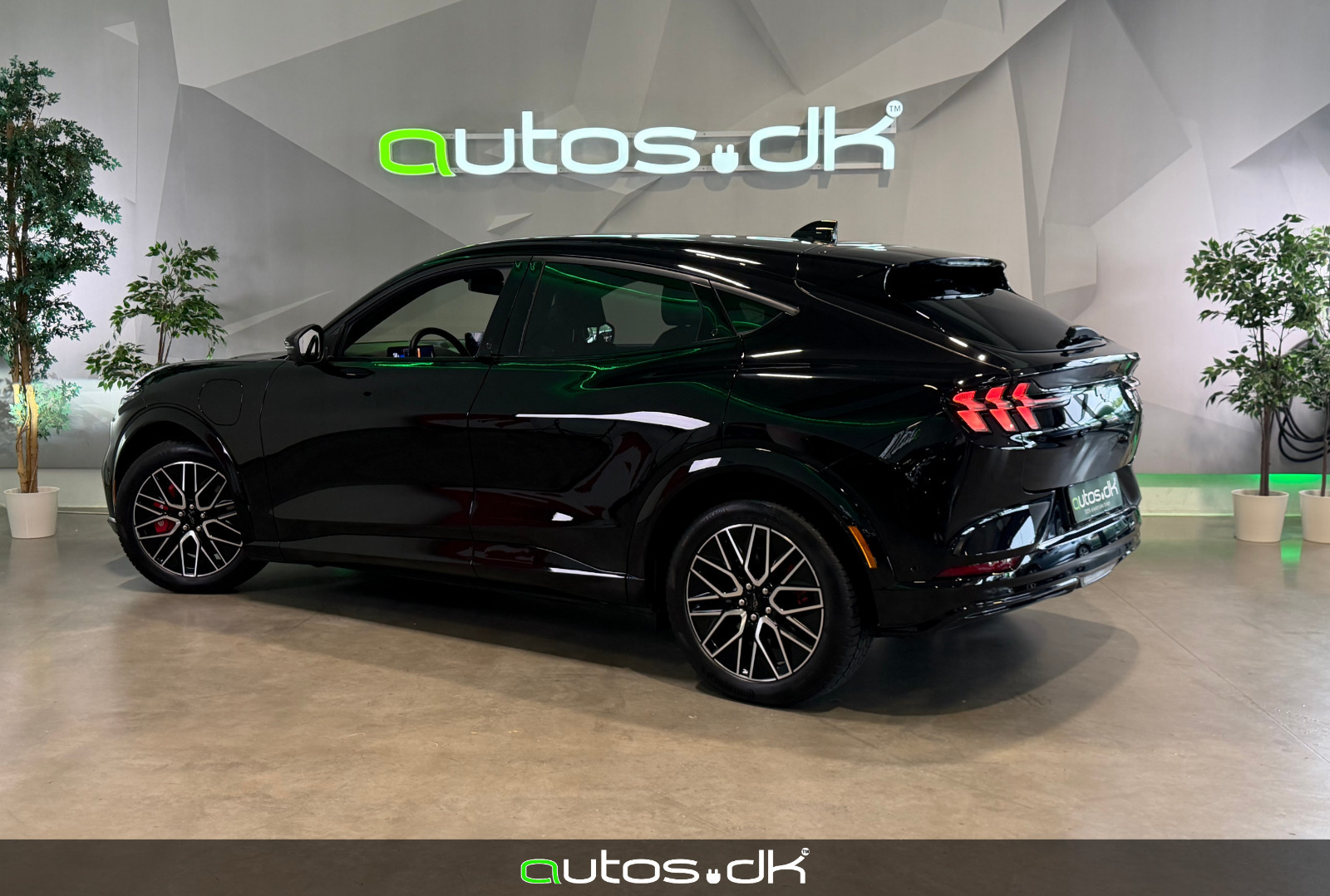 Sort Ford Mustang Mach-E fra 2024