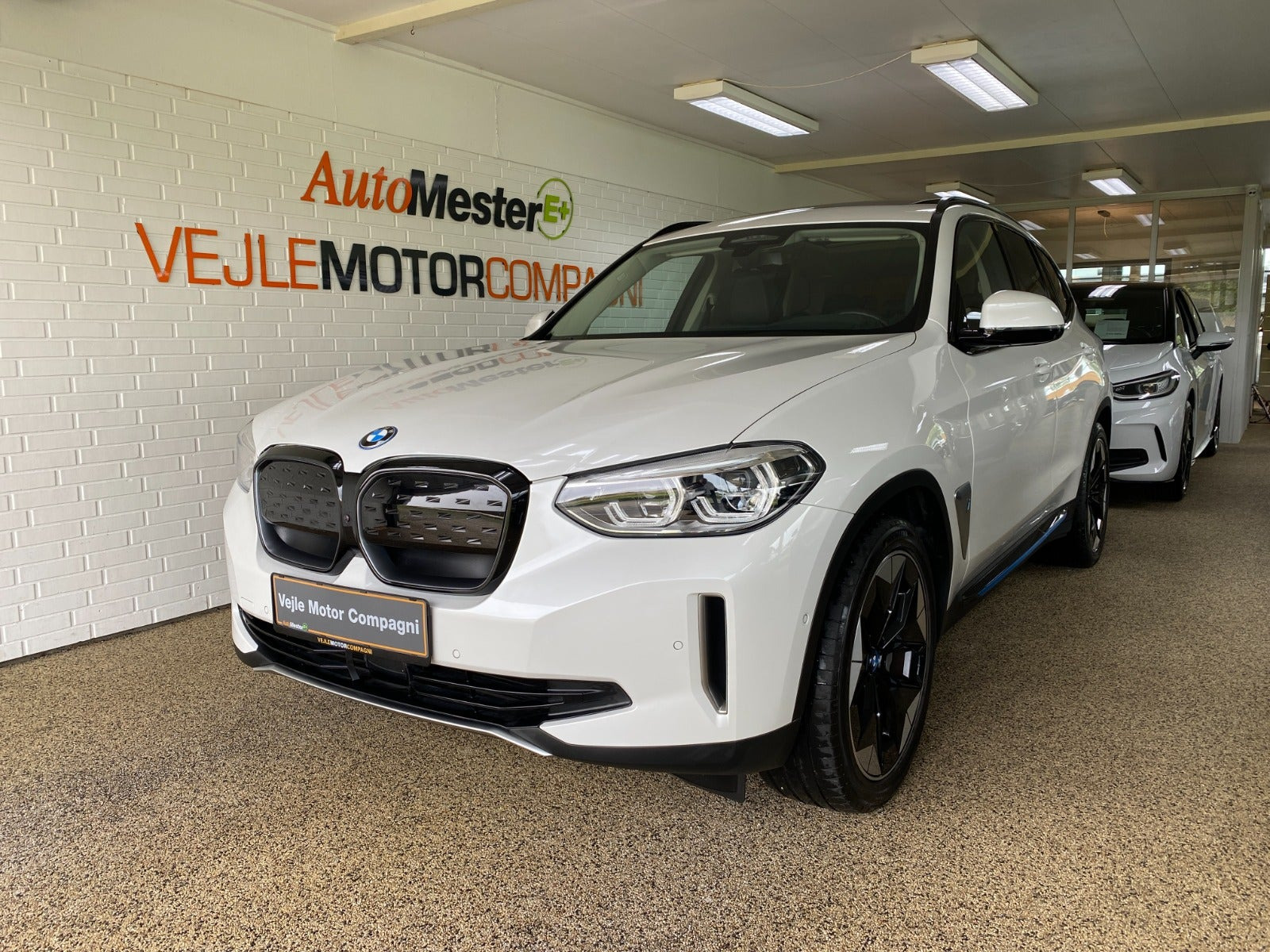 BMW iX3 Charged Plus M-Sport