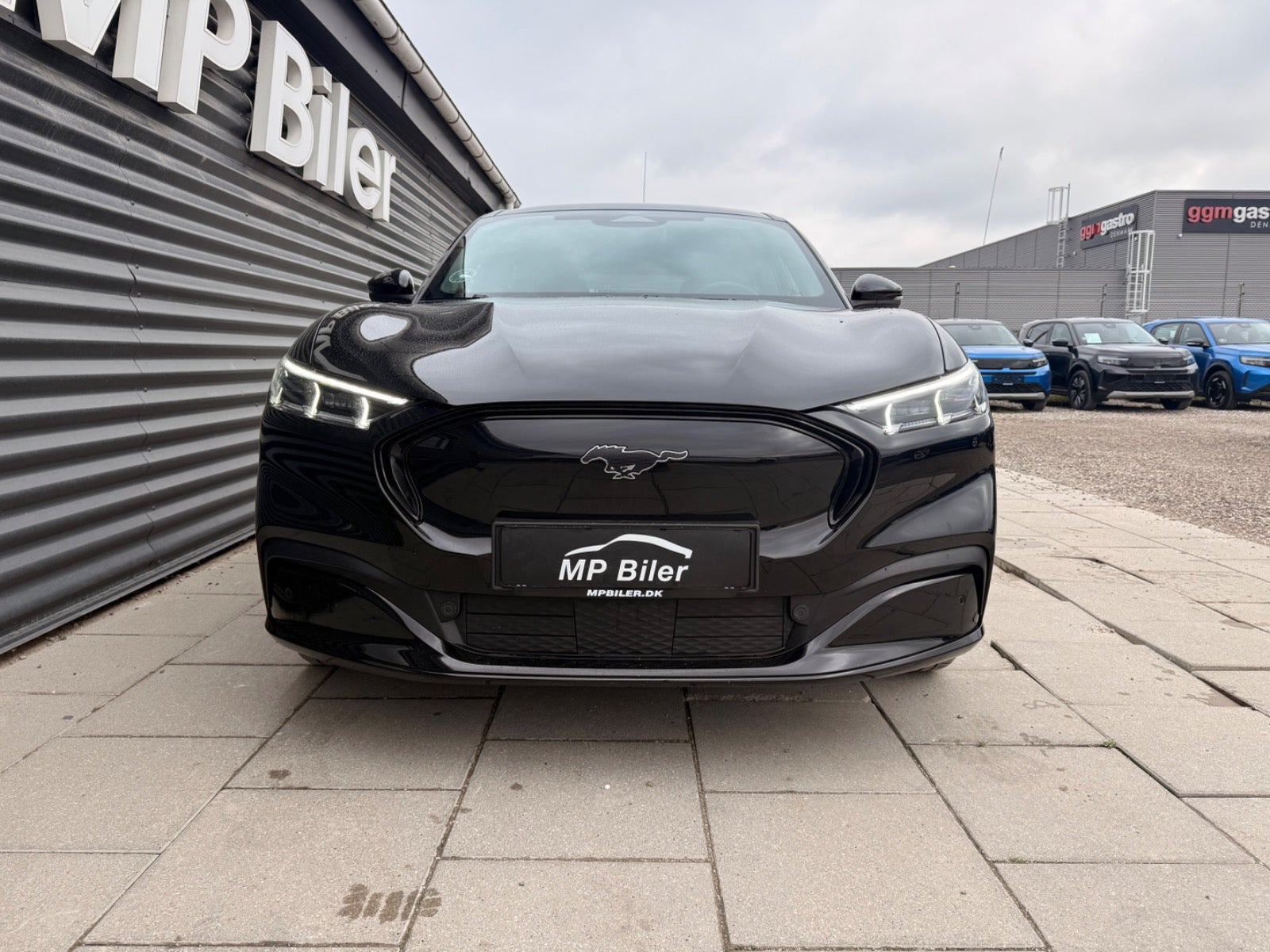 Sort Ford Mustang Mach-E fra 2025