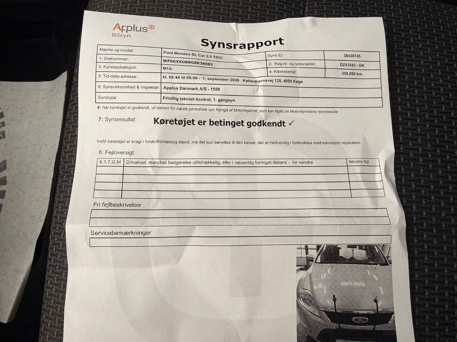 Sølv Ford Mondeo fra 2008