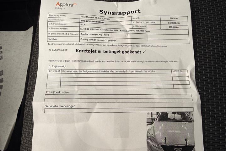 Sølv Ford Mondeo fra 2008
