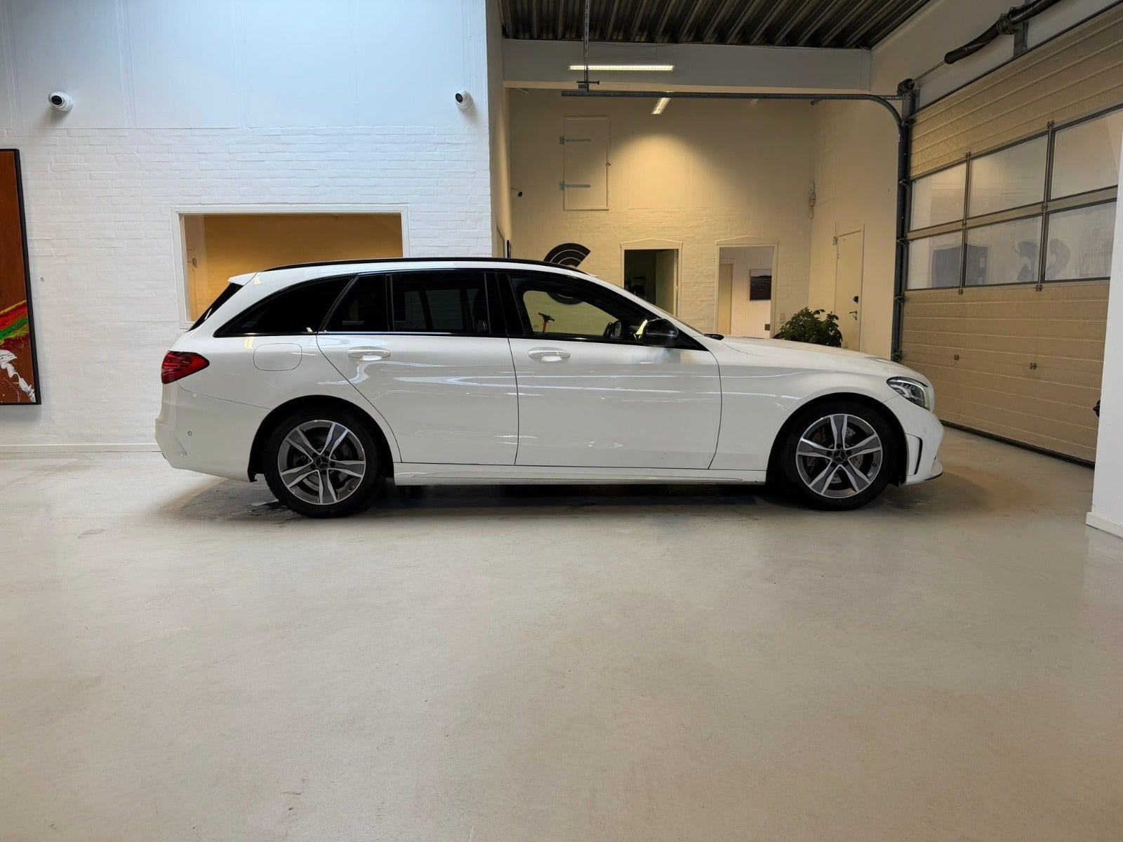 Hvid Mercedes C300 d fra 2018