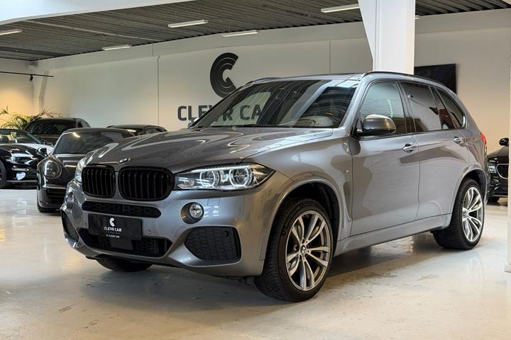 Sølv BMW X5 fra 2018