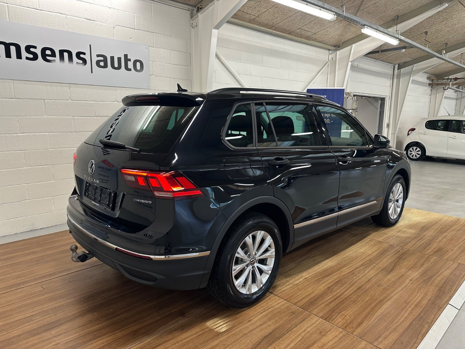 Sort VW Tiguan fra 2021