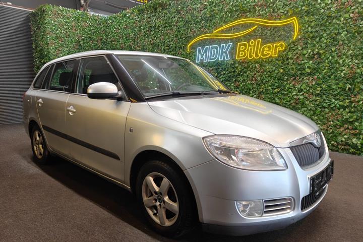 undefined Skoda Fabia fra 2008 set udefra