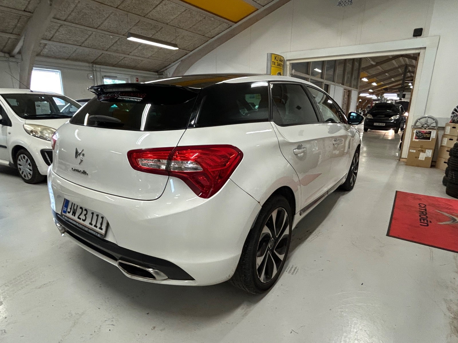 Hvid Citroën DS5 fra 2012