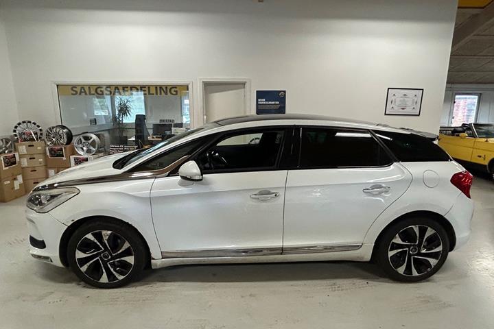 Hvid Citroën DS5 fra 2012
