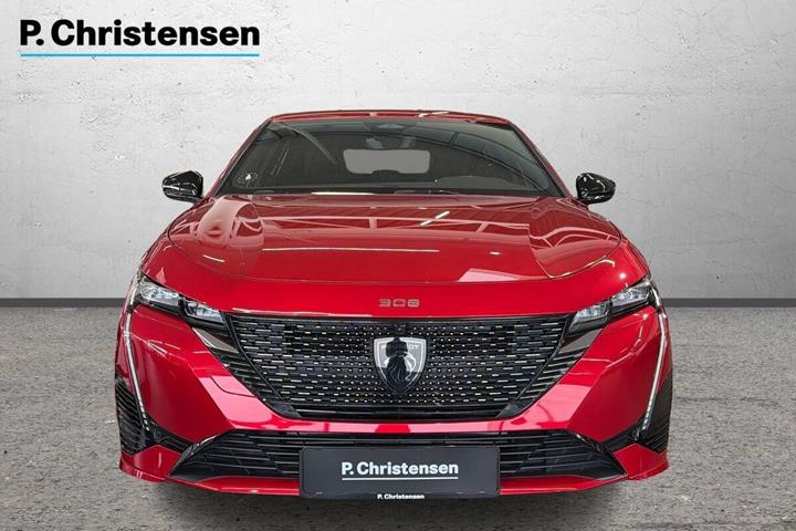 Rød Peugeot E-308 fra 2023