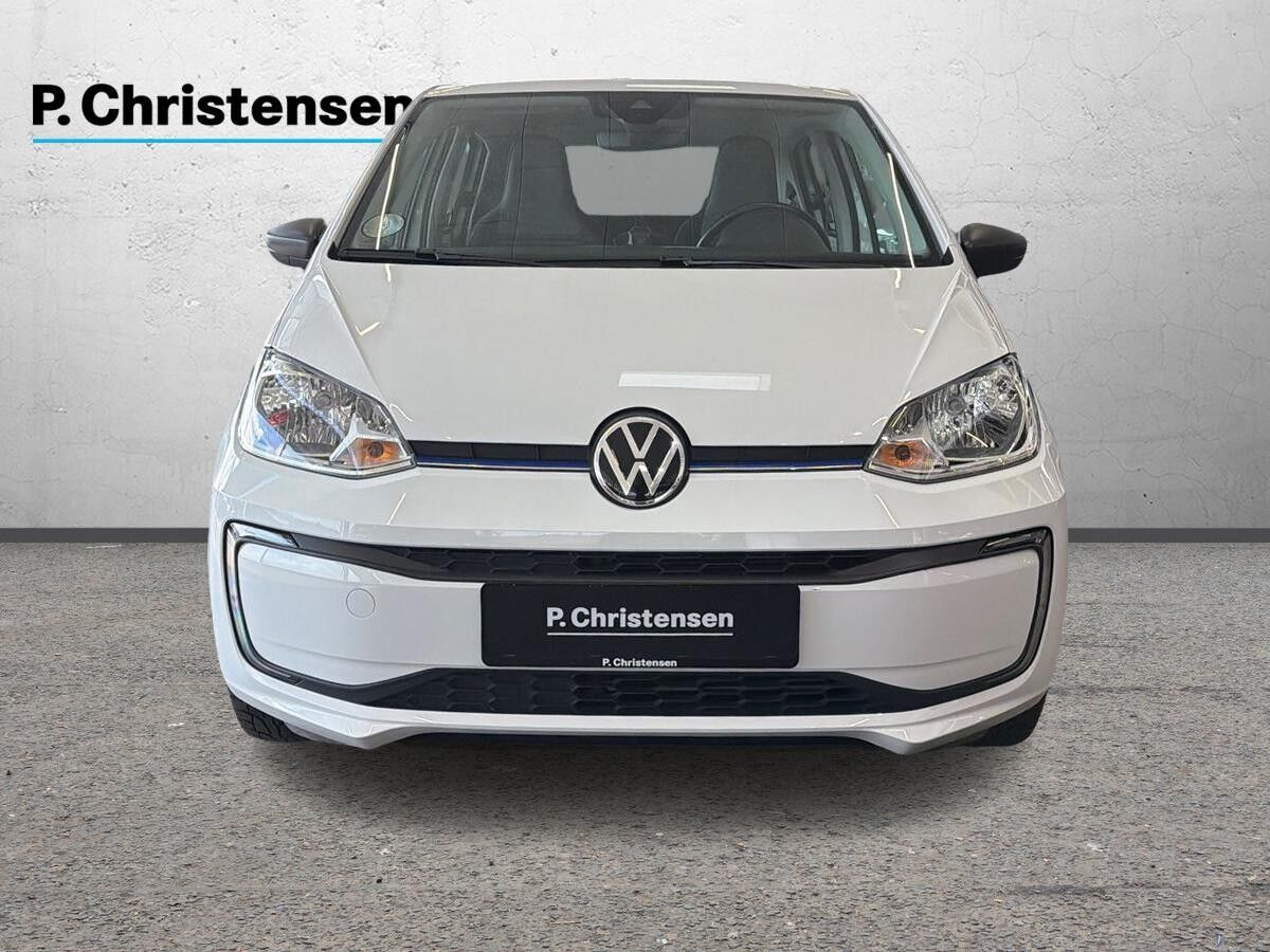 Hvid VW E-UP! fra 2023