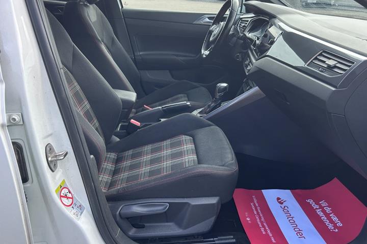 Hvid VW Polo fra 2020