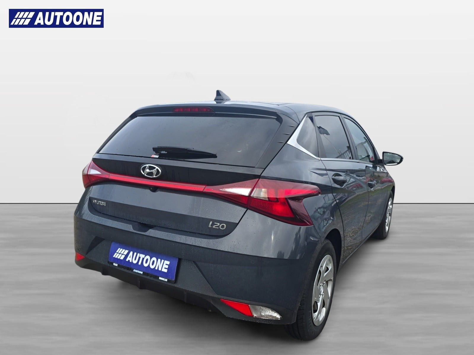 Grå Hyundai i20 fra 2021