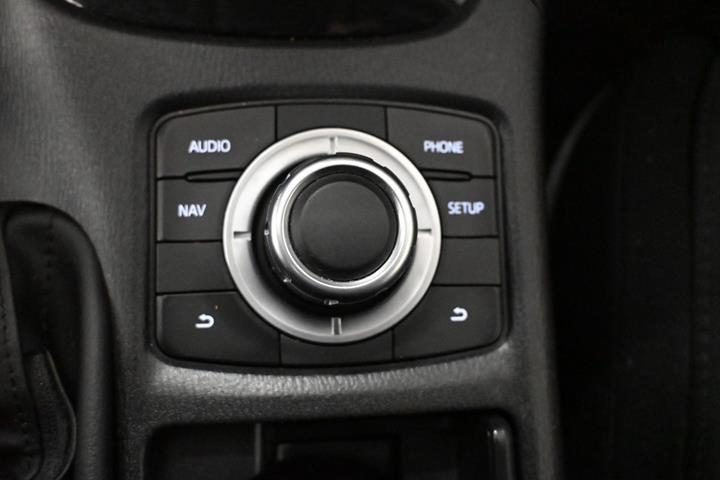 Rød Mazda 6 fra 2013