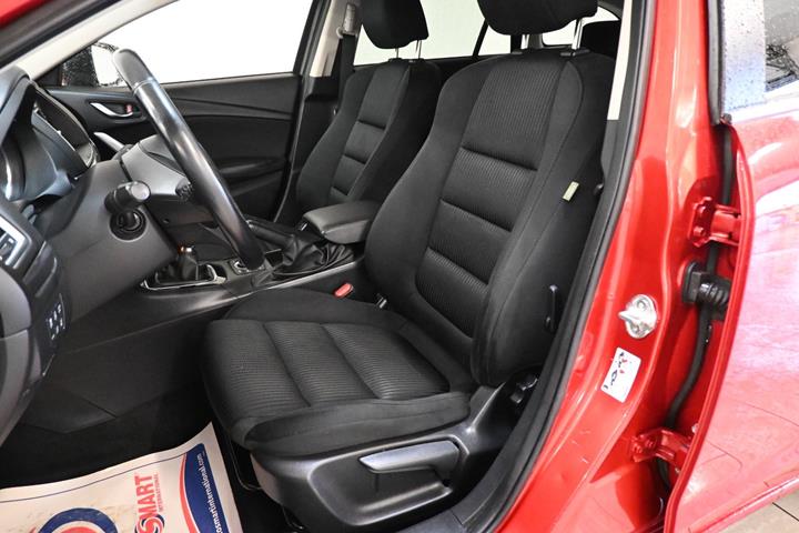 Rød Mazda 6 fra 2013