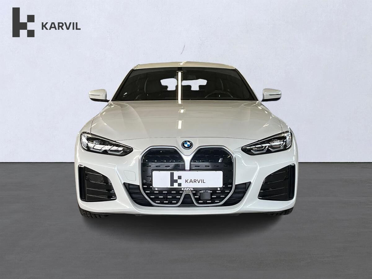 Hvid BMW i4 fra 2022