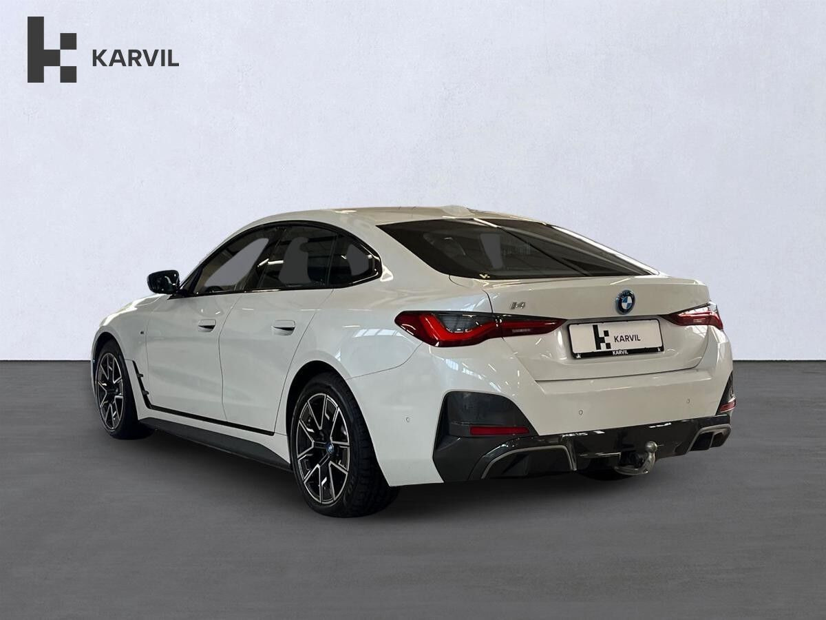Hvid BMW i4 fra 2022