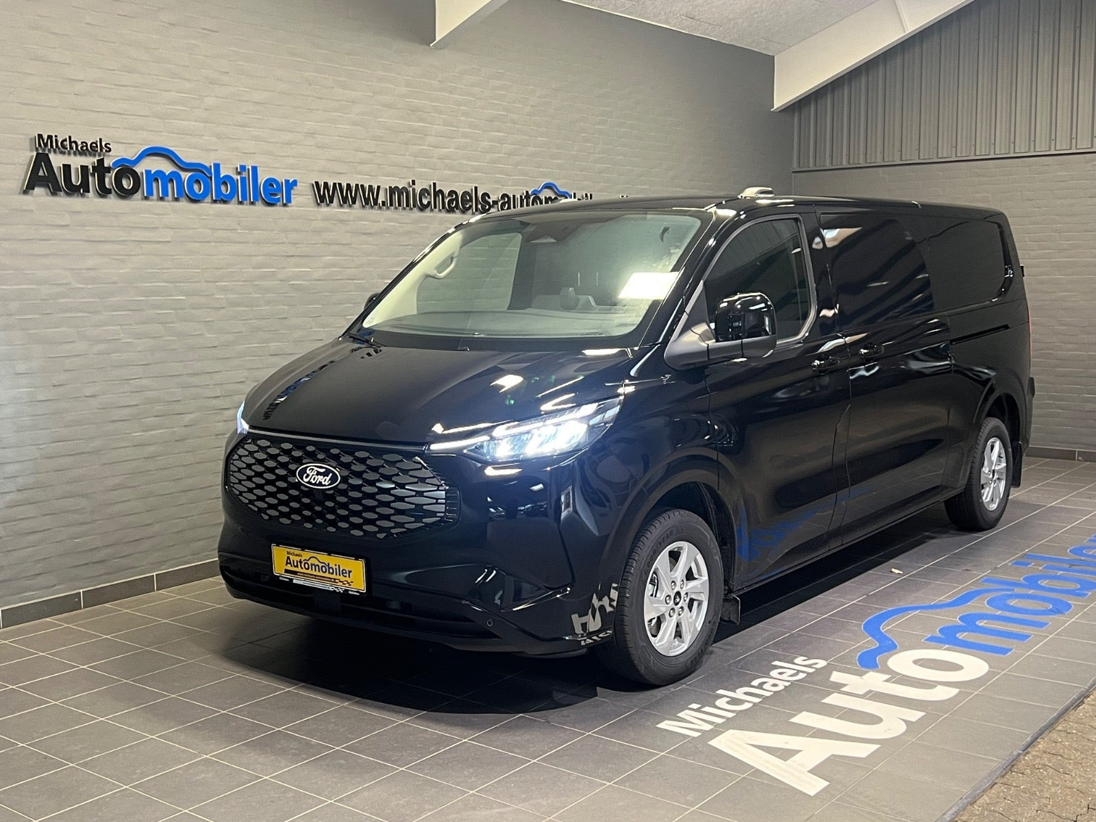 Ford E-Transit Custom 340 L2 71 Limited AWD