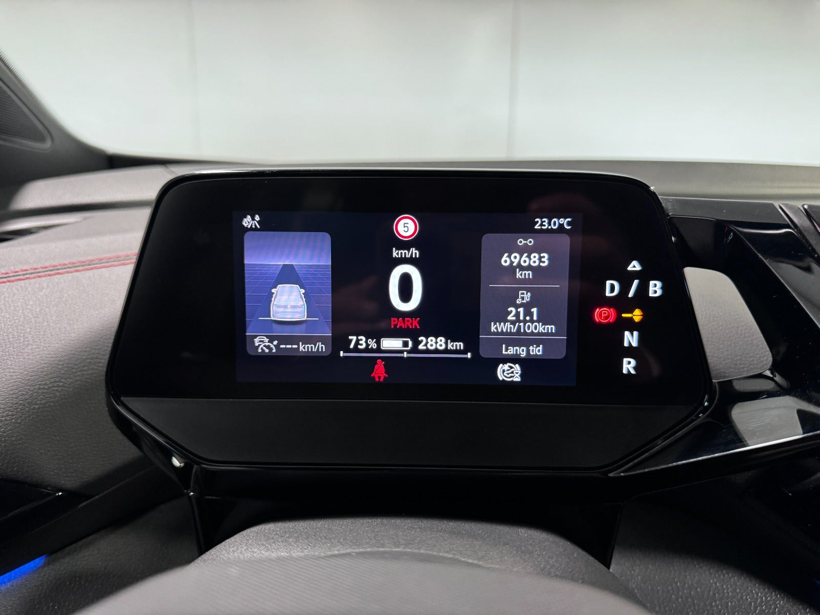 Grå VW ID.4 fra 2023