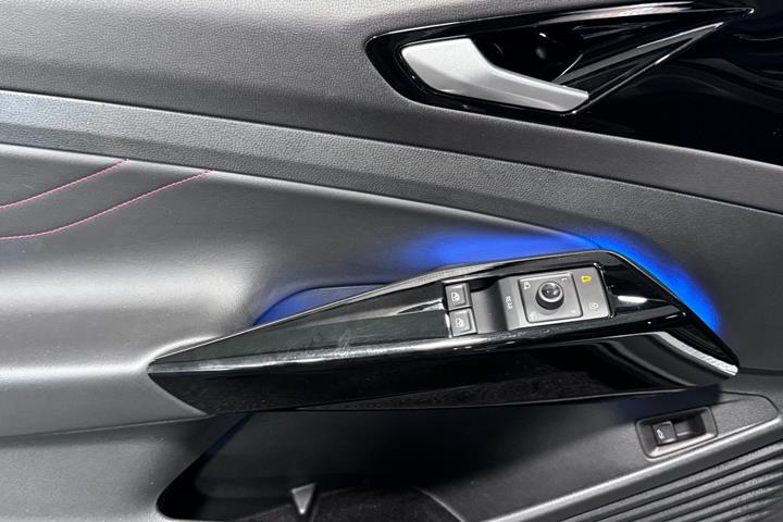Grå VW ID.4 fra 2023