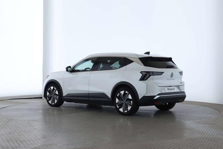 Hvid Renault Scenic E-Tech fra 2025