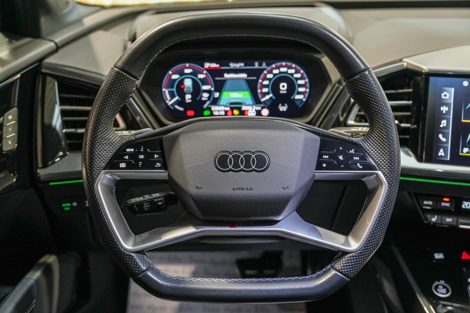 Sort Audi Q4 e-tron fra 2023