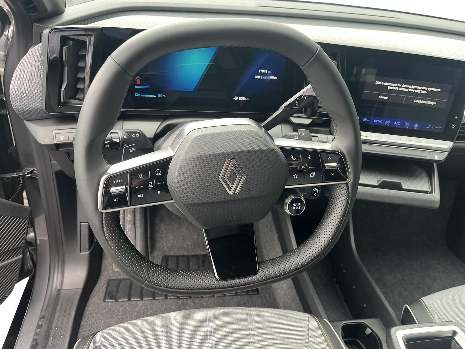Grå Renault Megane E-Tech fra 2025