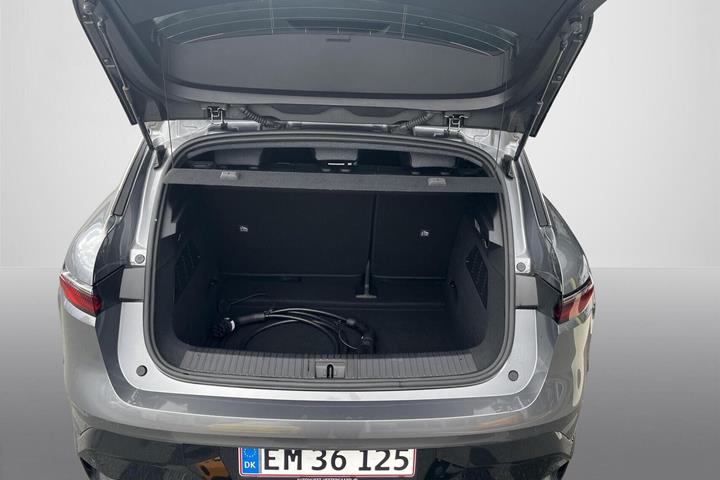 Grå Renault Megane E-Tech fra 2025
