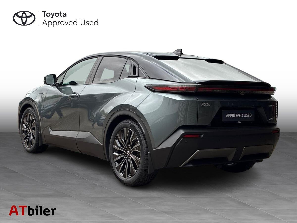 Sort Toyota C-HR+ fra 2026