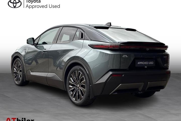 Sort Toyota C-HR+ fra 2026