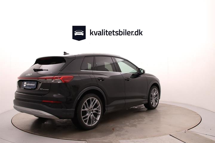 Sort Audi Q4 fra 2023