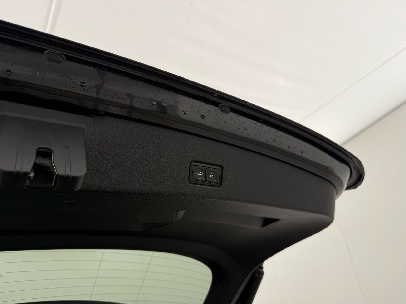 Sort Audi Q4 fra 2023
