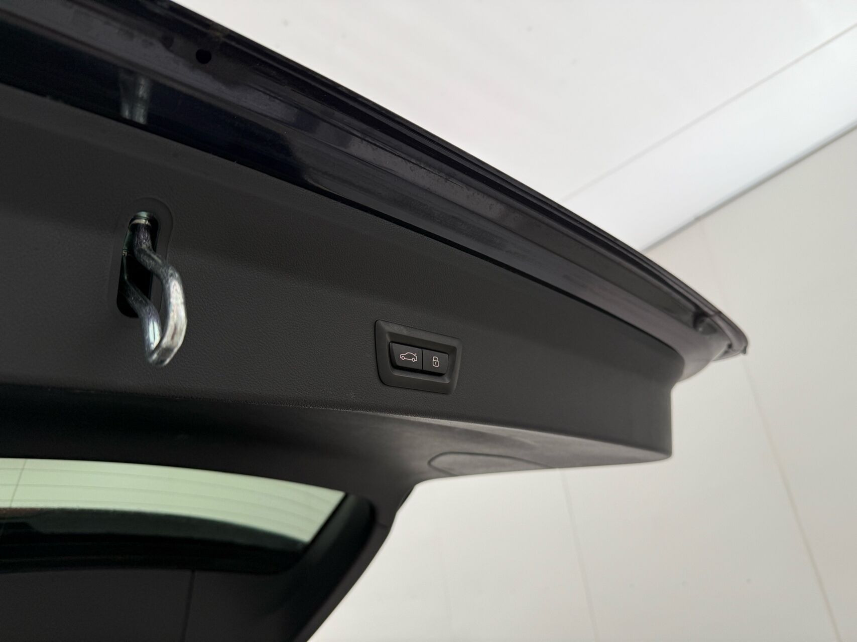 Sort BMW iX3 fra 2023