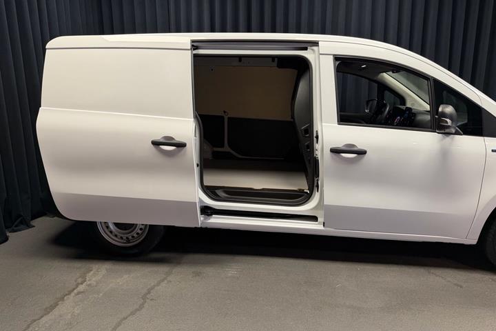 Hvid Mercedes eCitan fra 2023