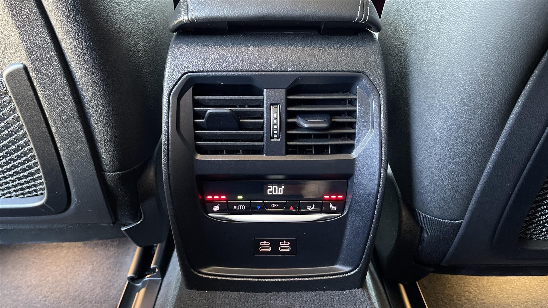 Sort BMW i4 fra 2023
