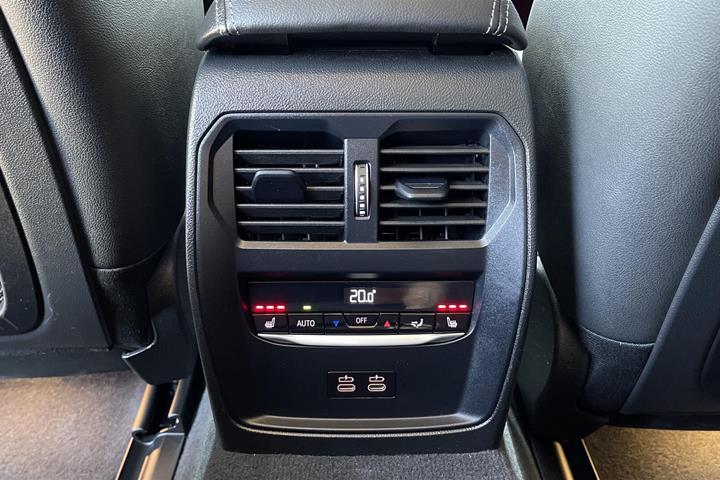 Sort BMW i4 fra 2023