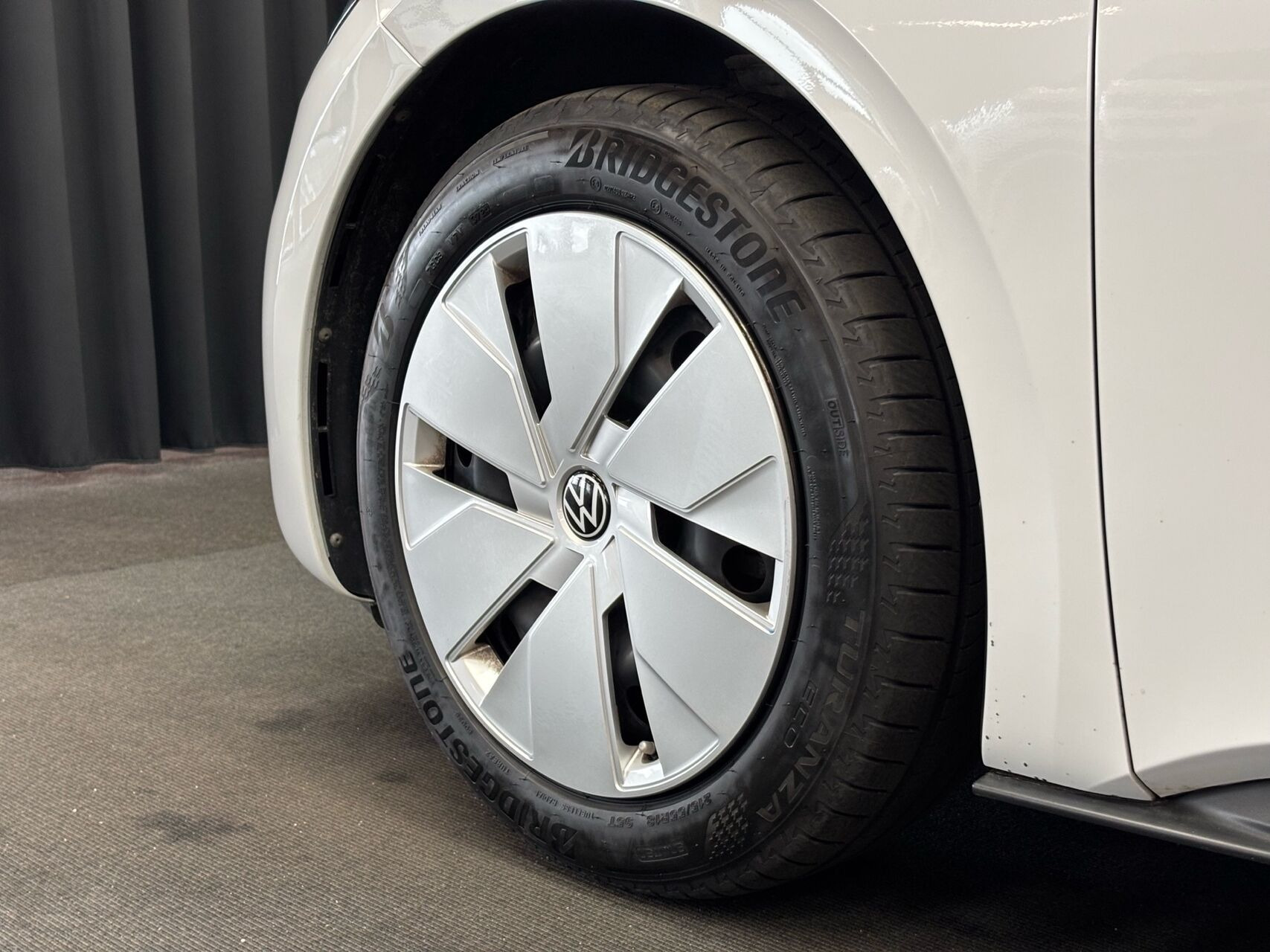 Hvid VW ID.3 fra 2021