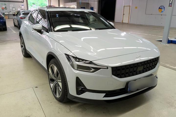 Grå Polestar 2 fra 2023