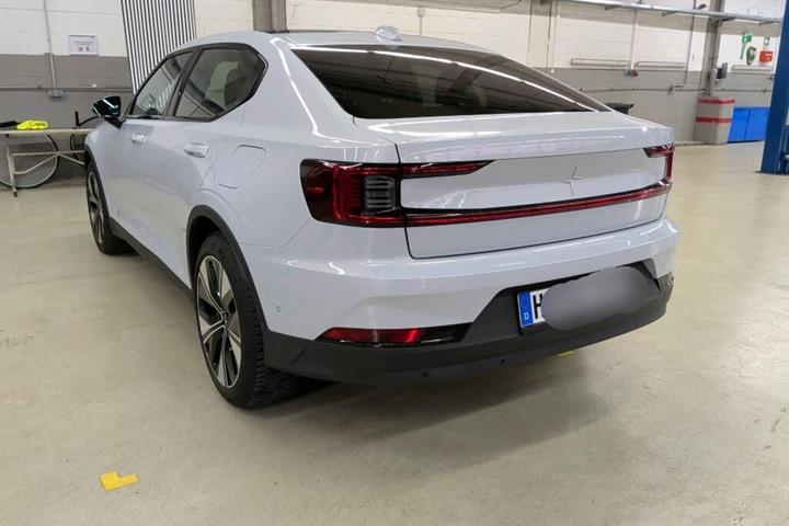 Grå Polestar 2 fra 2023