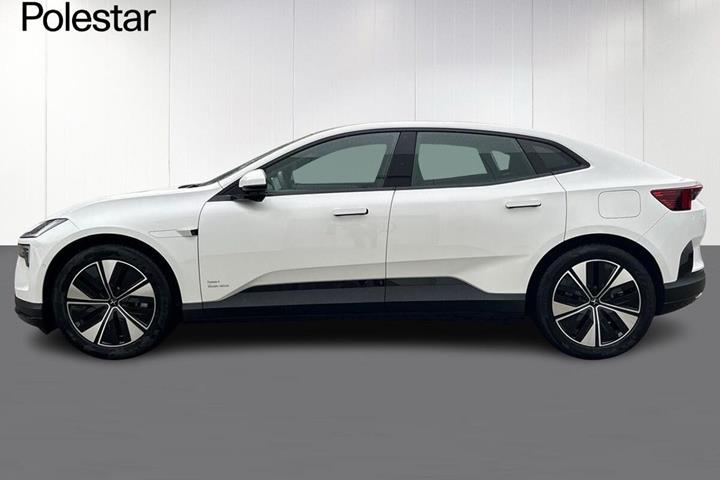 Hvid Polestar 4 fra 2026