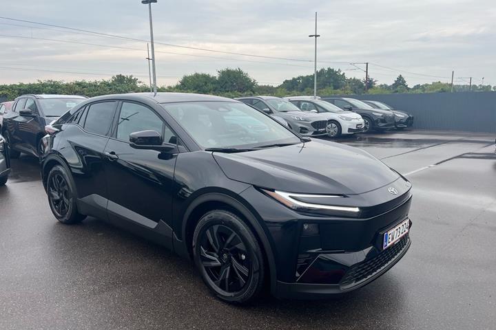 Sort Toyota Toyota C-HR+ fra 2026