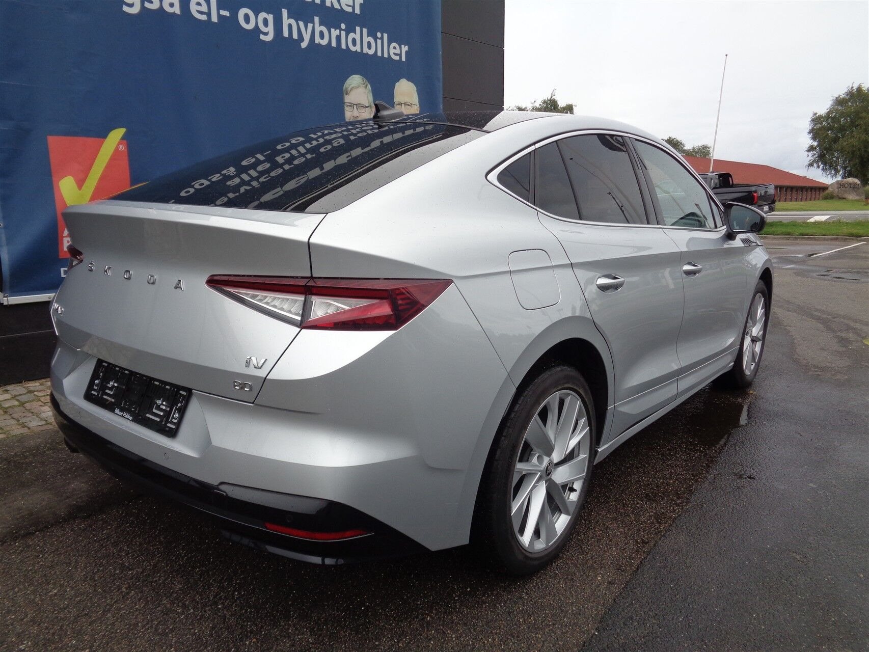 Sølv Skoda Enyaq fra 2023