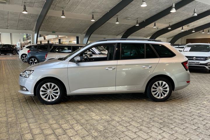 Sølv Skoda Fabia fra 2023