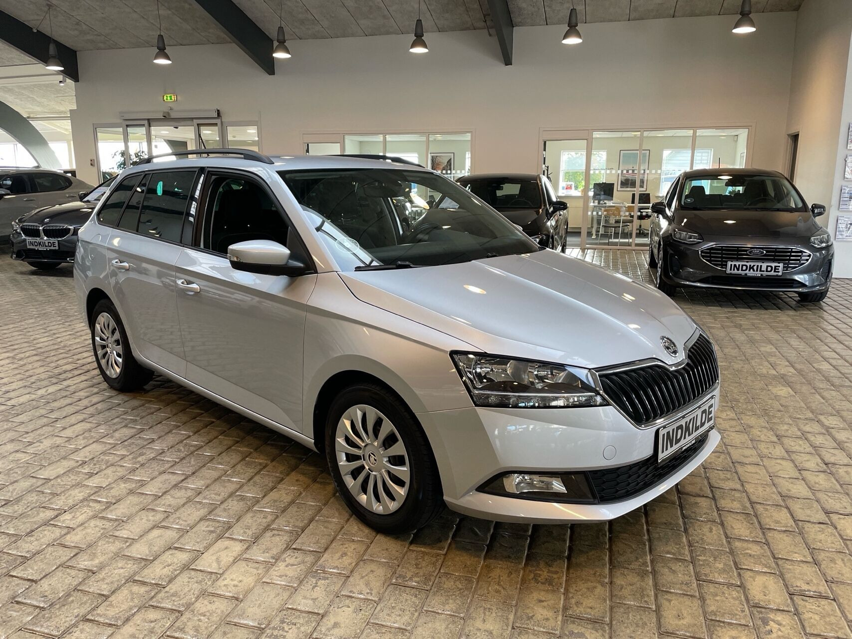 Sølv Skoda Fabia fra 2023