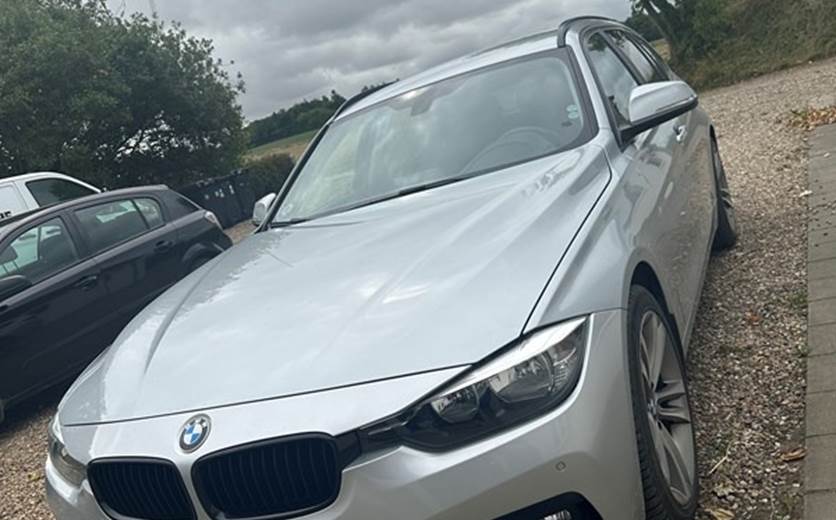 BMW 318d TOURING