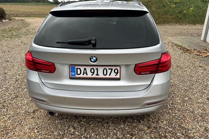 undefined BMW 318d fra 2017
