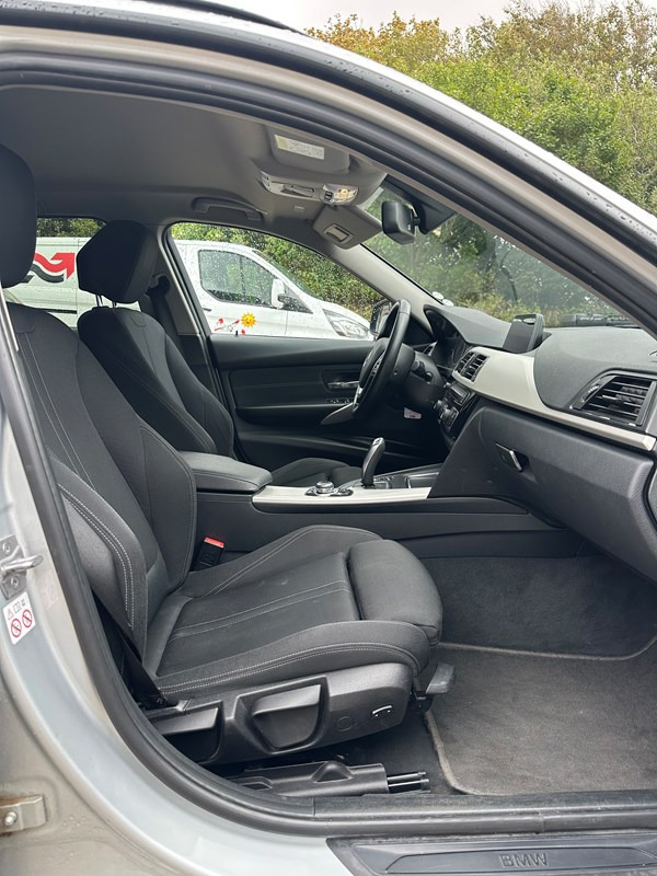 undefined BMW 318d fra 2017