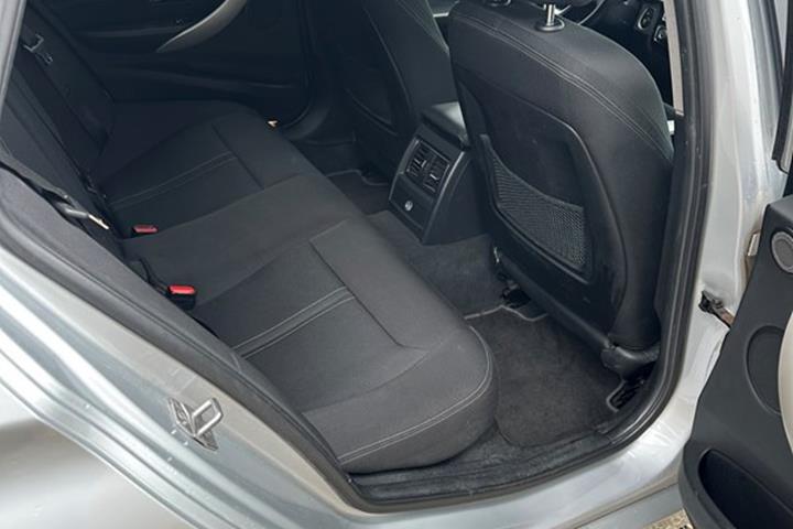undefined BMW 318d fra 2017